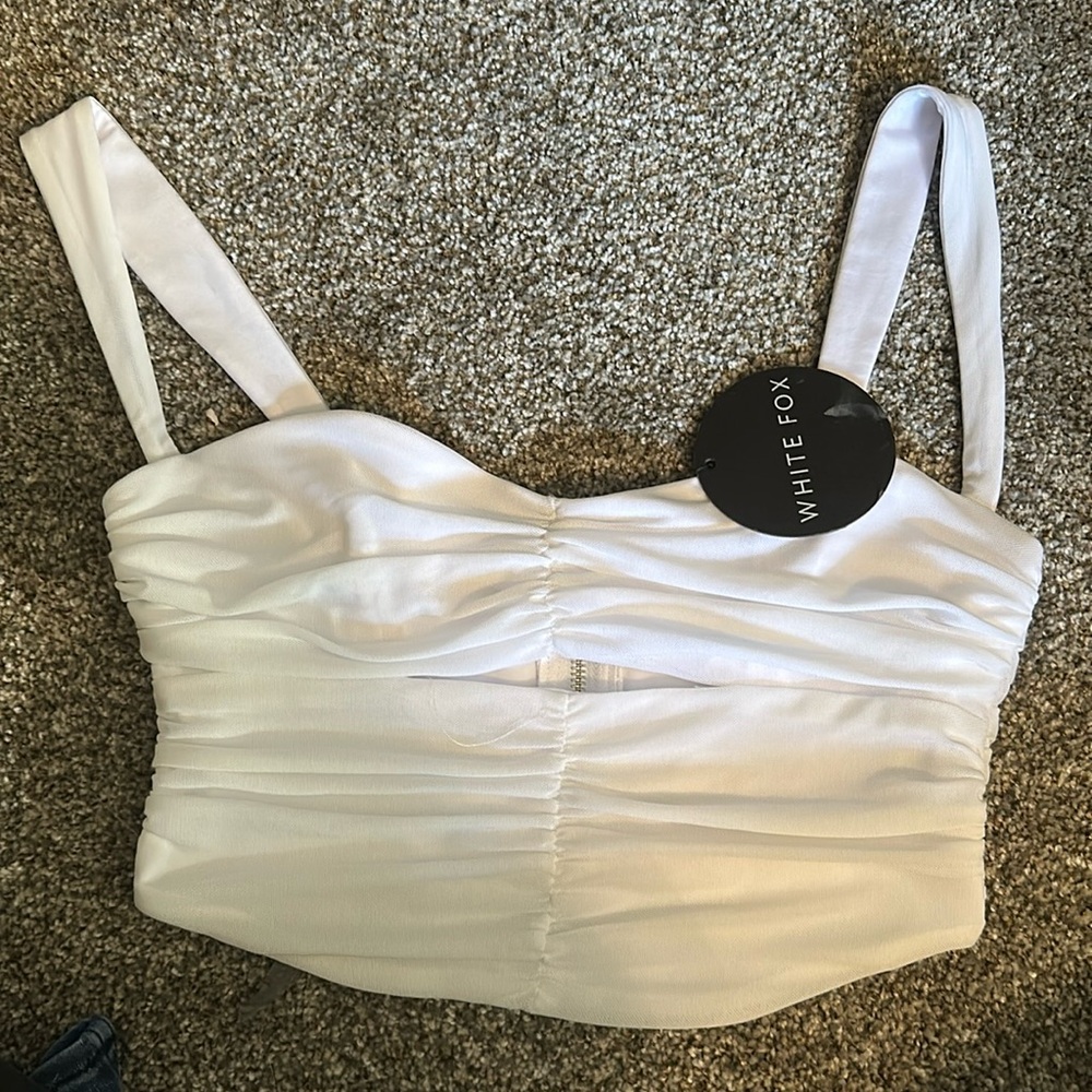 NWT white fox over to you crop top